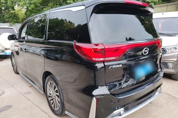 GAC Trumpchi M8 2021, 121000 км, за 19769 USD