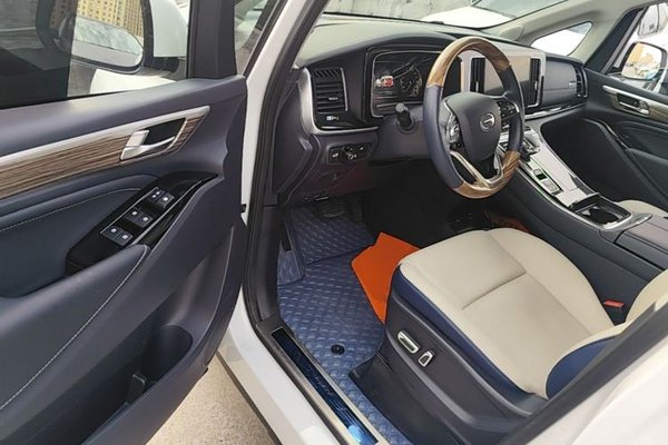 GAC Trumpchi M8 2023, 24600 км, за 21887 USD - фото 23