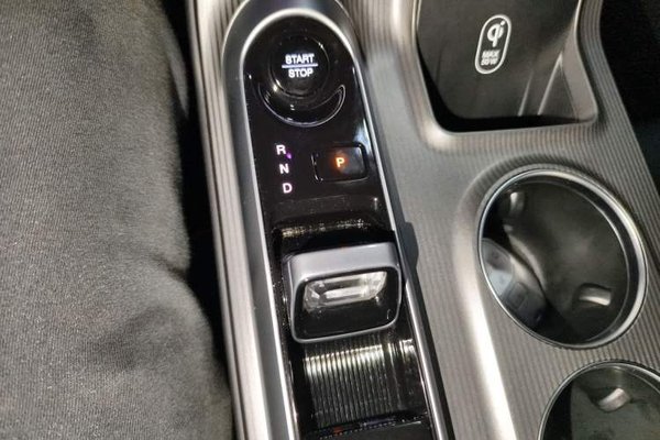 GAC Trumpchi Trumpchi E8 2024, 13500 км, за 20658 USD - фото 20