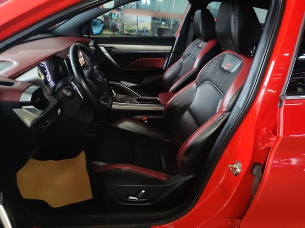 Geely Coolray 2019, 104500 км, за 7130 USD - фото 18