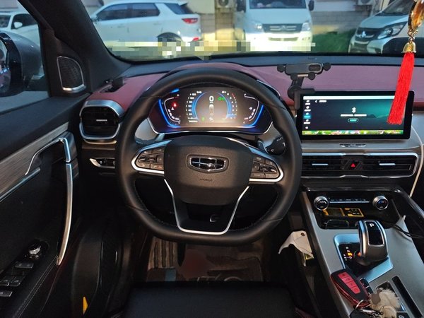 Geely Auto Coolray 2019, 56600 км, за 5699 USD - фото 11