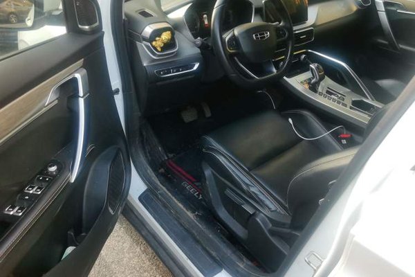 Geely Auto Coolray 2019, 81800 км, за 7378 USD - фото 19