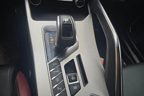 Geely Auto Coolray 2020, 68000 км, за 6584 USD - фото 13