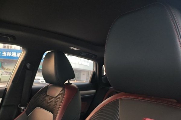 Geely Auto Coolray 2020, 56200 км, за 8031 USD - фото 16