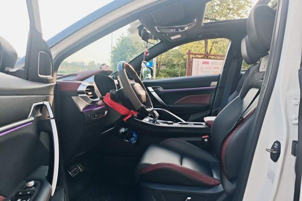 Geely Auto Coolray 2020, 56200 км, за 8031 USD - фото 19