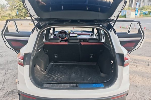 Geely Auto Coolray 2020, 56200 км, за 8031 USD - фото 23