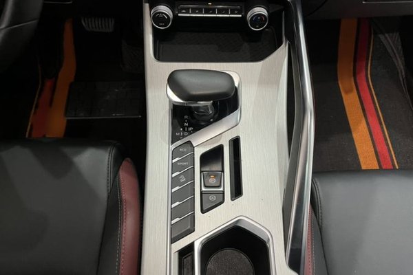 Geely Auto Coolray 2021, 14600 км, за 13934 USD - фото 15