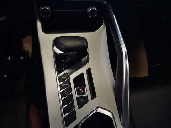 Geely Coolray 2021, 27100 км, за 9511 USD - фото 13