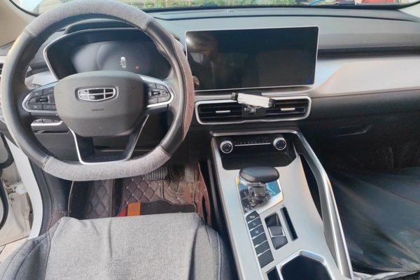 Geely Auto Coolray 2023, 32300 км, за 8579 USD - фото 9