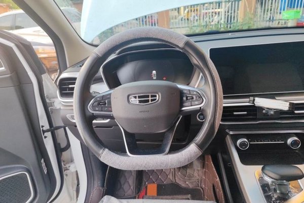 Geely Auto Coolray 2023, 32300 км, за 8579 USD - фото 10