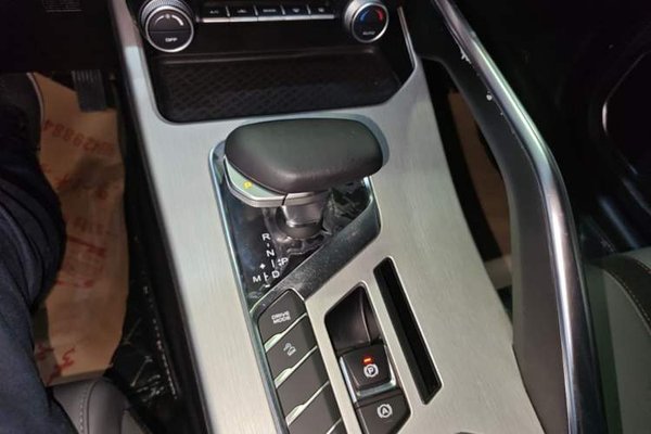 Geely Auto Coolray 2023, 40400 км, за 9905 USD - фото 26