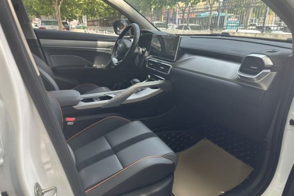 Geely Auto Coolray 2023, 40400 км, за 9905 USD - фото 29