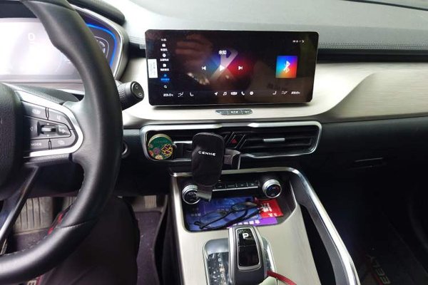 Geely Auto Coolray New Energy 2019, 59100 км, за 7290 USD - фото 10