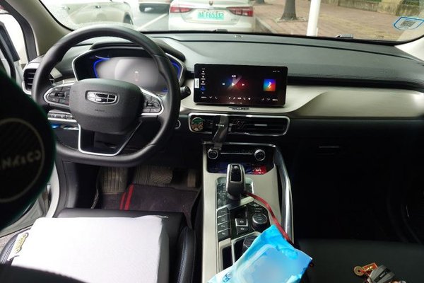 Geely Auto Coolray New Energy 2019, 59100 км, за 7290 USD - фото 6