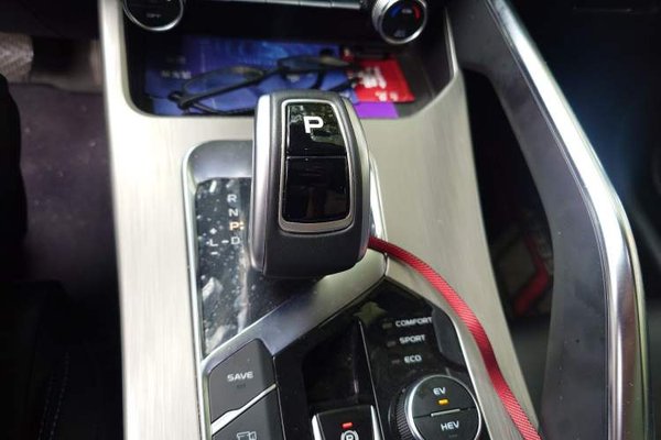 Geely Auto Coolray New Energy 2019, 59100 км, за 7290 USD - фото 11