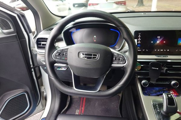 Geely Auto Coolray New Energy 2019, 59100 км, за 7290 USD - фото 7