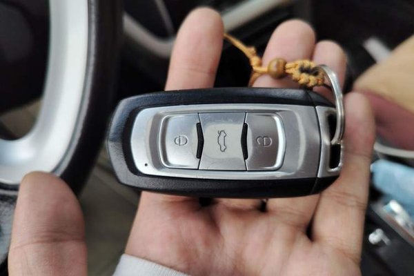 Geely Auto Emgrand 2016, 76000 км, за 2539 USD - фото 20