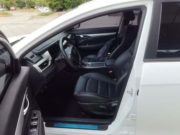 Geely Auto Emgrand 2018, 53500 км, за 5866 USD - фото 18