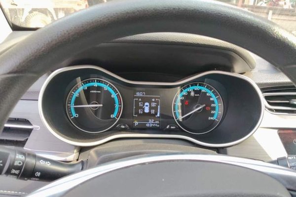 Geely Auto Emgrand 2021, 18300 км, за 5903 USD - фото 12