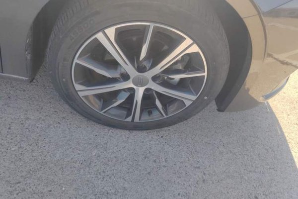 Geely Auto Emgrand 2022, 31400 км, за 8165 USD