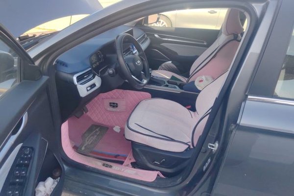 Geely Auto Emgrand 2022, 31400 км, за 8165 USD - фото 12