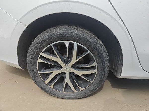 Geely Auto Emgrand 2022, 67500 км, за 6788 USD - фото 6