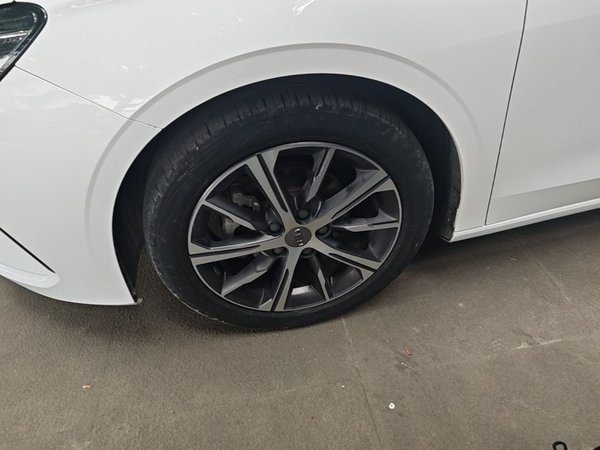 Geely Auto Emgrand 2022, 97000 км, за 7391 USD - фото 8