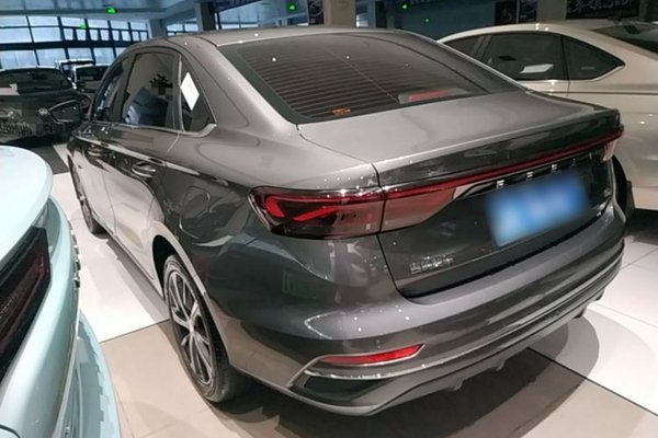 Geely Auto Emgrand 2023, 12500 км, за 9196 USD
