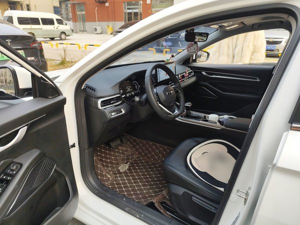 Geely Emgrand 2023, 11400 км, за 7479 USD - фото 17