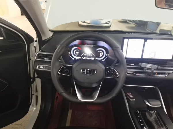 Geely Auto Emgrand 2023, 35500 км, за 8294 USD - фото 14