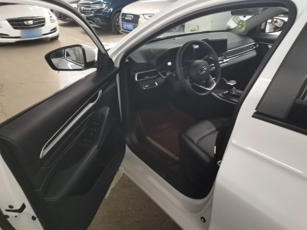 Geely Auto Emgrand 2023, 35500 км, за 8294 USD - фото 19