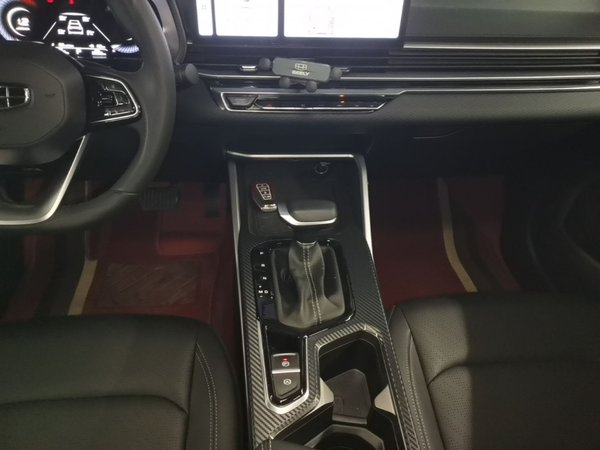 Geely Auto Emgrand 2023, 35500 км, за 8294 USD - фото 17
