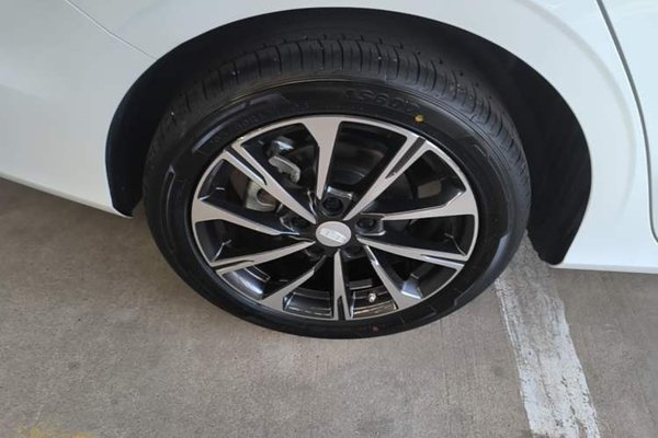Geely Auto Emgrand 2025, 10200 км, за 10476 USD - фото 11
