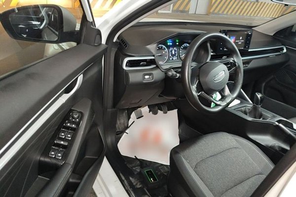 Geely Auto Emgrand 2025, 15600 км, за 9009 USD - фото 18