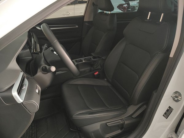 Geely Auto Emgrand 2025, 25000 км, за 8355 USD - фото 25