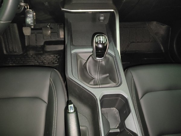 Geely Auto Emgrand 2025, 25000 км, за 8355 USD - фото 24