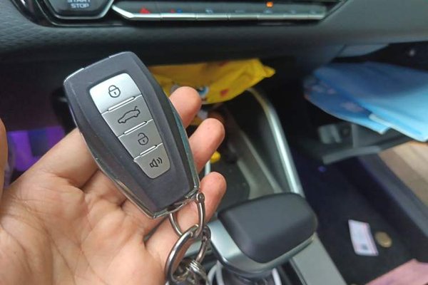 Geely Auto Emgrand 2025, 9300 км, за 8183 USD - фото 9