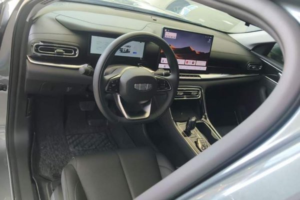 Geely Auto Emgrand 2026, 3000 км, за 11356 USD - фото 20
