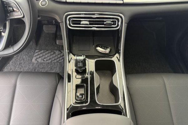 Geely Auto Emgrand 2026, 3000 км, за 11356 USD - фото 34
