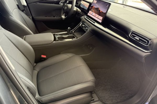 Geely Auto Emgrand 2026, 3000 км, за 11356 USD - фото 28