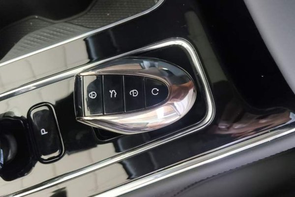 Geely Auto Emgrand 2026, 3000 км, за 11356 USD - фото 38