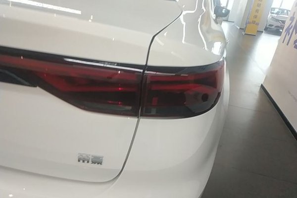 Geely Auto Emgrand 2026, 100 км, за 10958 USD - фото 14