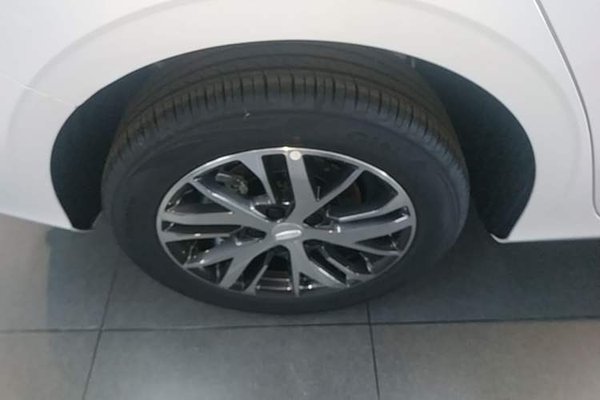 Geely Auto Emgrand 2026, 100 км, за 10958 USD - фото 16