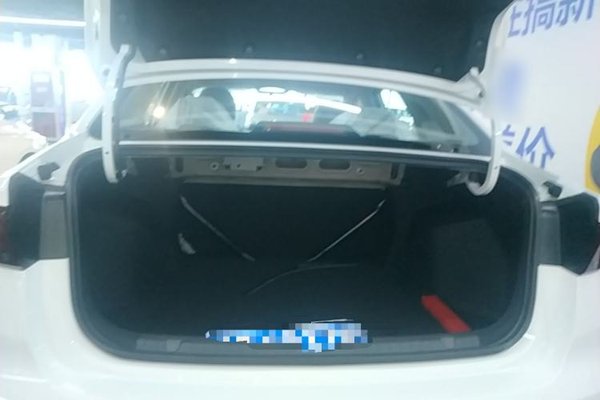 Geely Auto Emgrand 2026, 100 км, за 10958 USD - фото 27