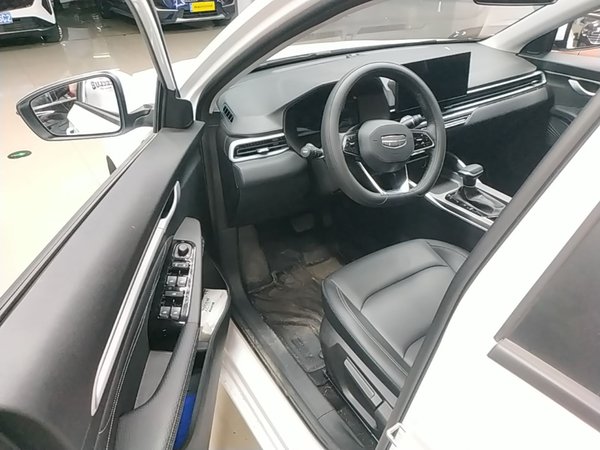 Geely Auto Emgrand 2026, 3700 км, за 10263 USD - фото 19