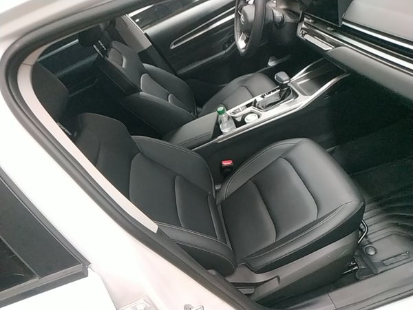 Geely Auto Emgrand 2026, 3700 км, за 10263 USD - фото 23
