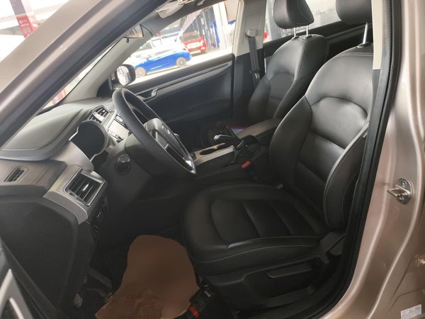 Geely Emgrand GL 2017, 72200 км, за 4255 USD - фото 16