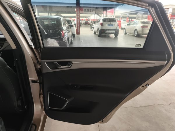 Geely Emgrand GL 2017, 72200 км, за 4255 USD - фото 24