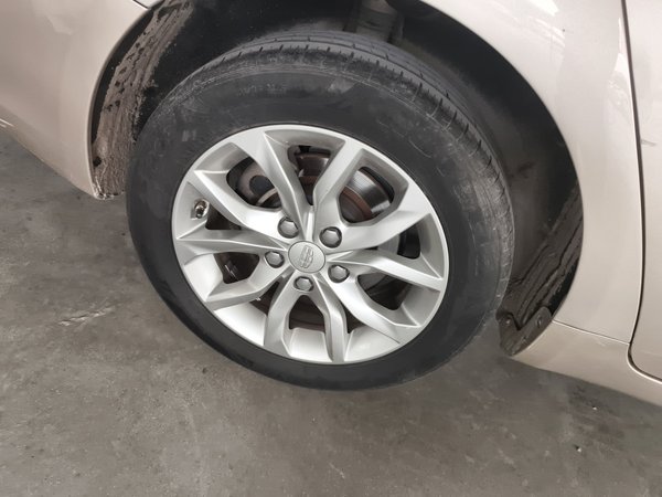 Geely Emgrand GL 2017, 72200 км, за 4255 USD - фото 10