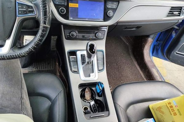 Geely Auto Emgrand GS 2016, 144500 км, за 4694 USD - фото 10